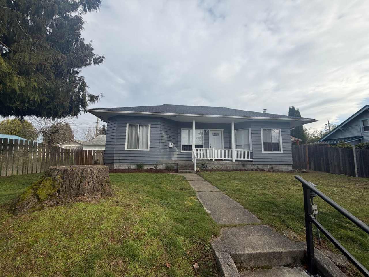 Beautiful 3-bedroom Tacoma Home! Apply Today