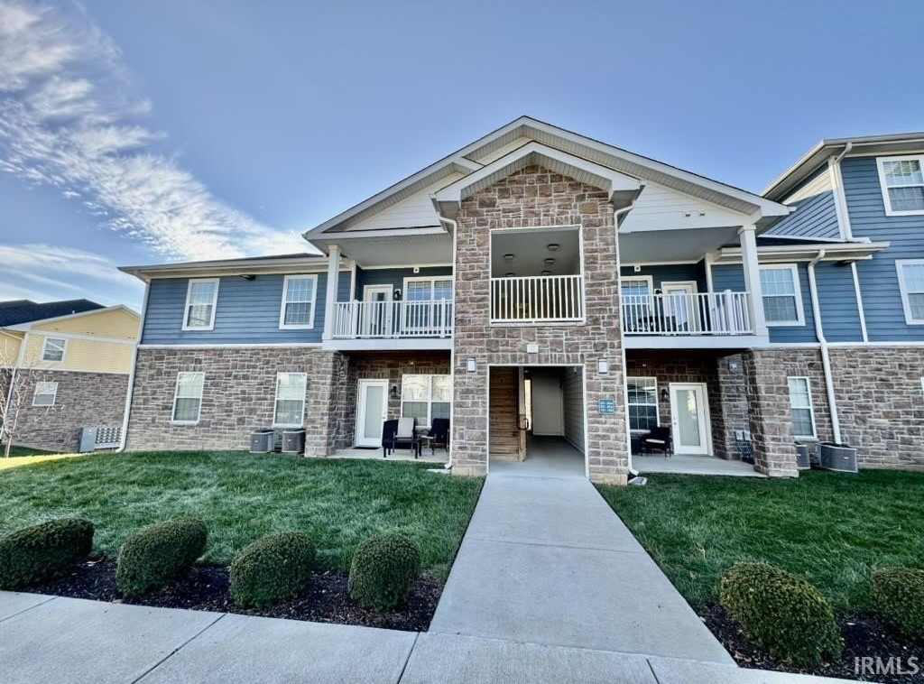 2771 S Broadwalk Circle