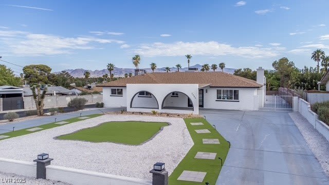 3485 Shamrock Avenue