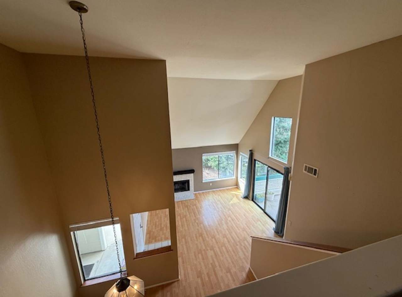 Spacious 1-Bedroom Condo in Quiet Hilltop Neighborhood