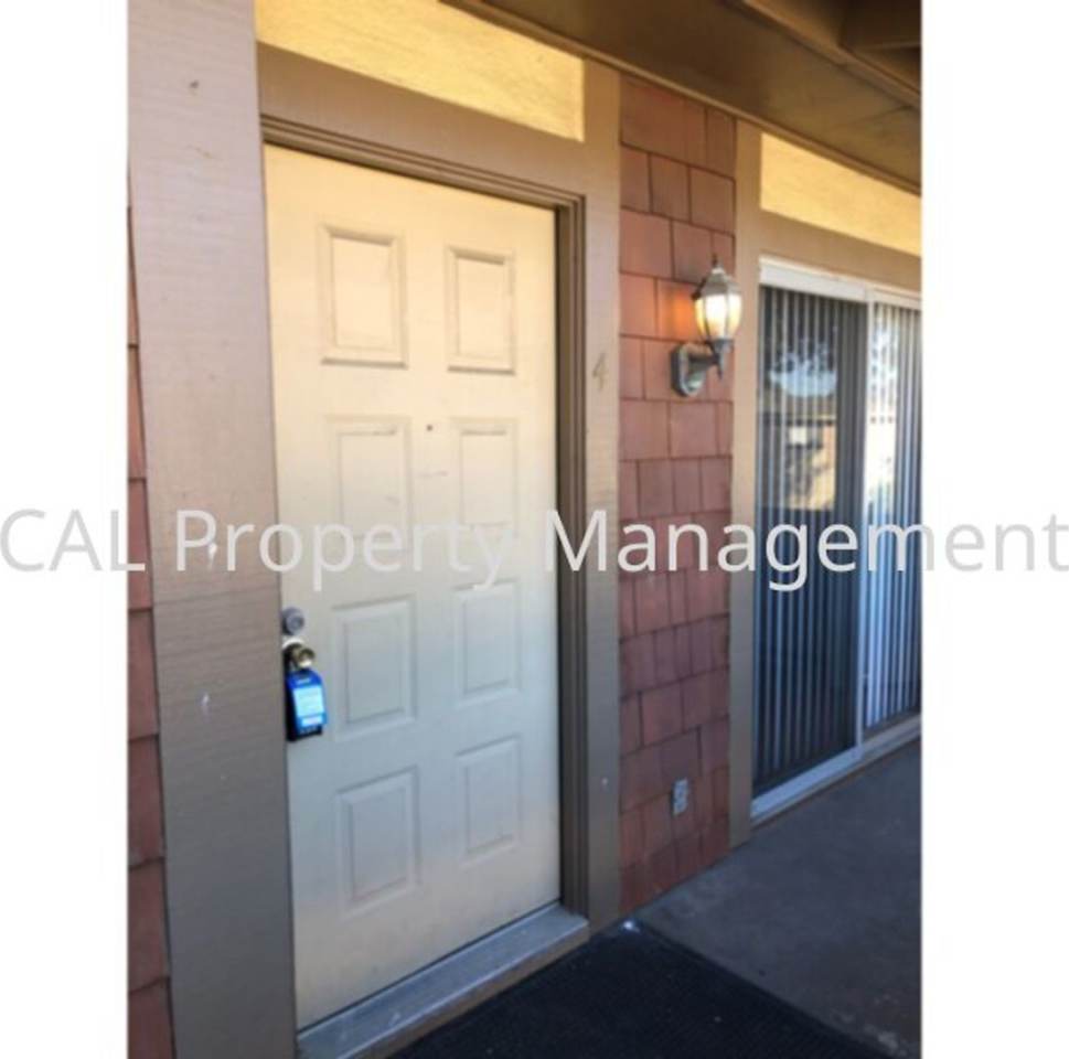 Condo for rent in North Salinas!