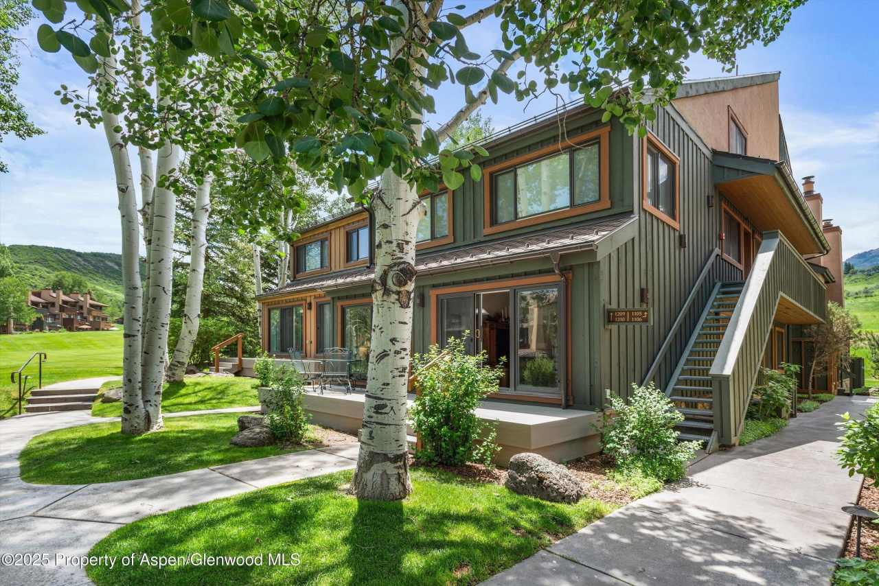 294 Snowmass Club Circle unit: 1106