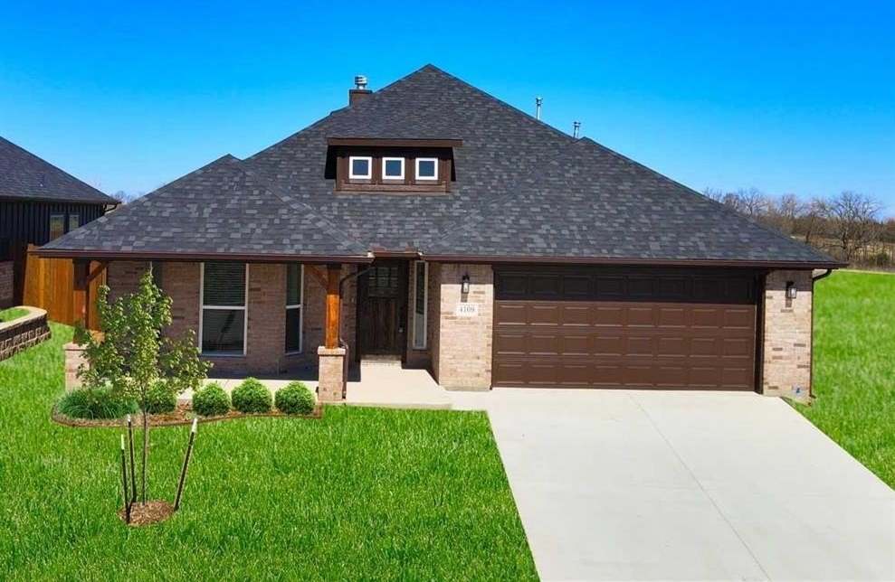 4109 Hummingbird Drive