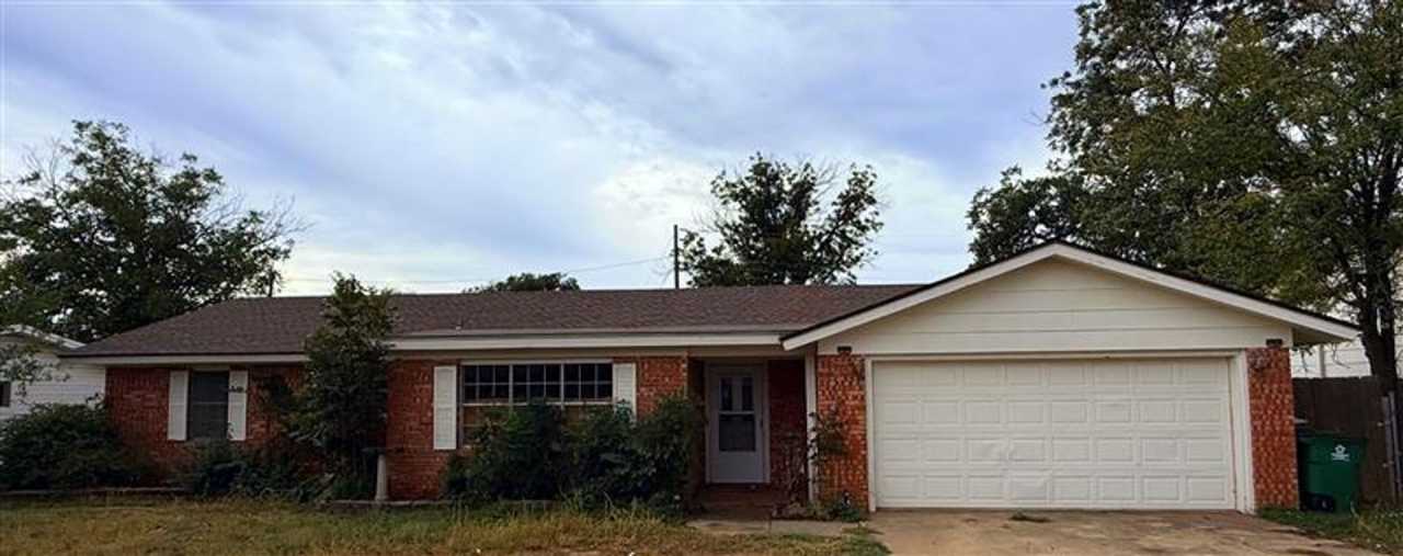 Renovated 3 bedroom, 2 bath home in College Hills, Coming SOON!