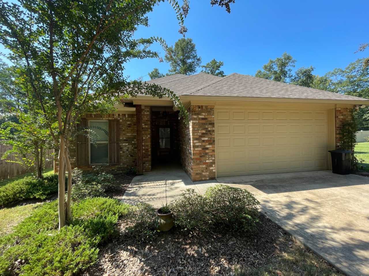 3/2 For Rent near Downtown Brandon! 39042!