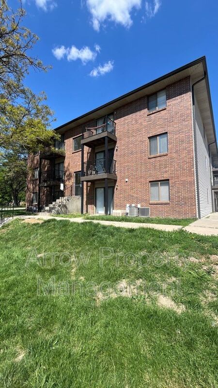 3405 Holdrege Street