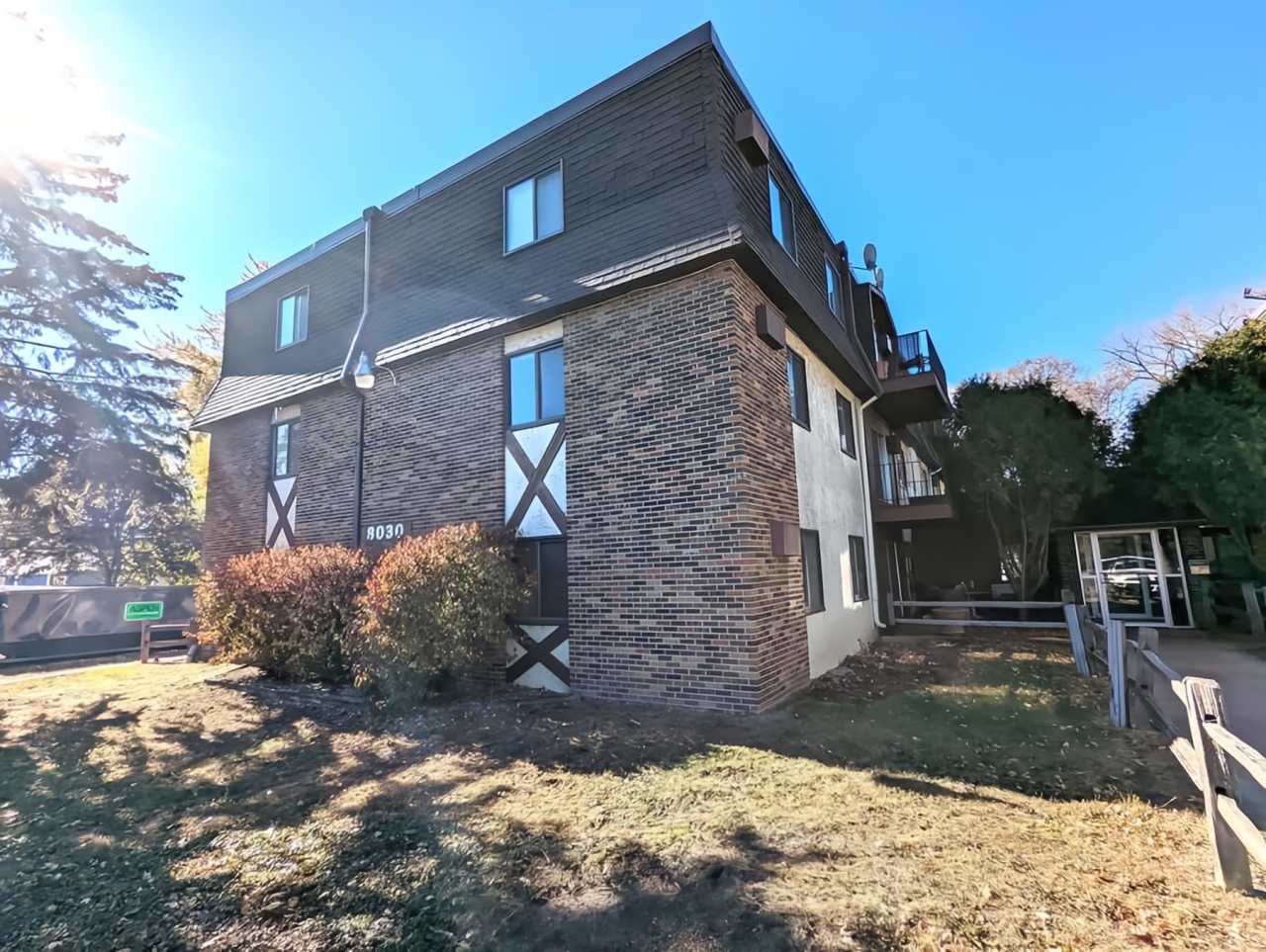8050 Northeast Central Avenue - 105