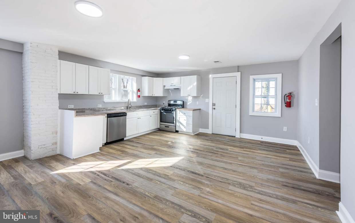 108 EDGEWOOD Road unit: 1