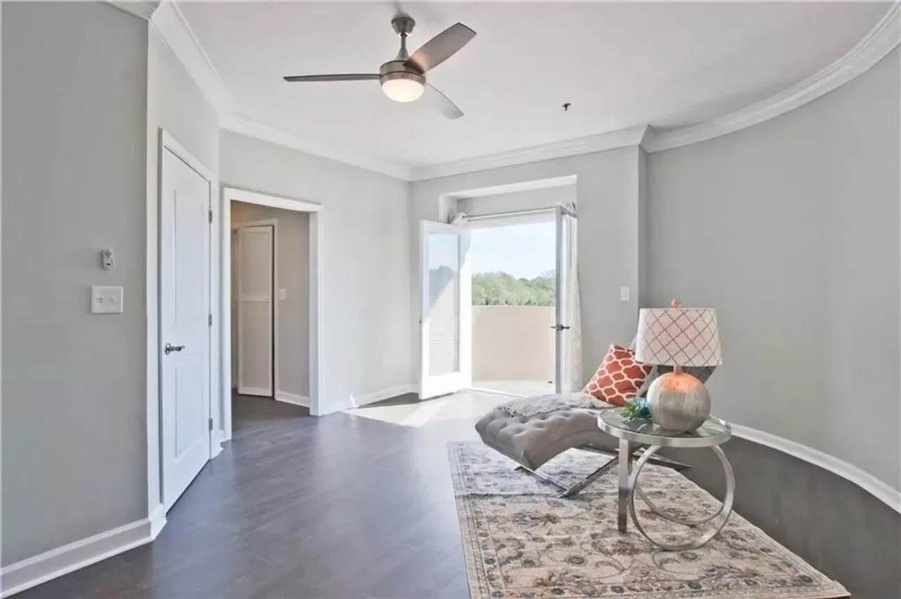 Room in 2 Bedroom Home at Peachtree Rd NE