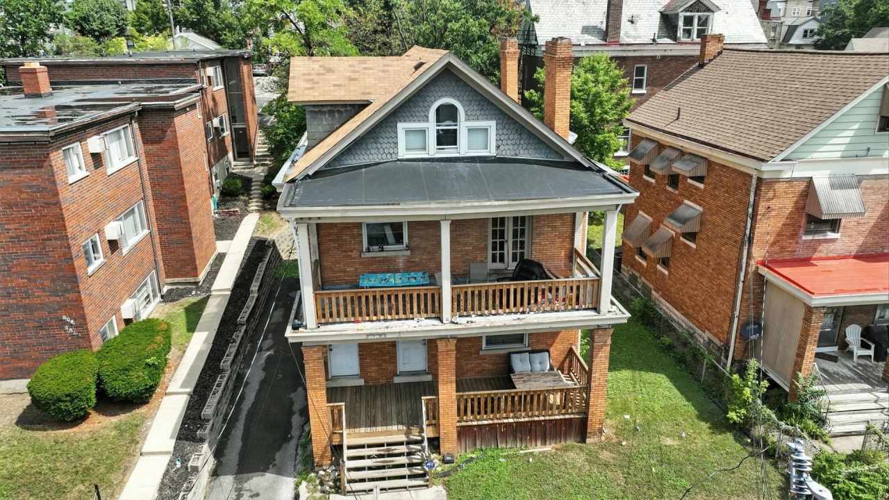 7 bed/2 bath on Atkinson, Mins. from UC for Only $700/pp ($4900/mo)!