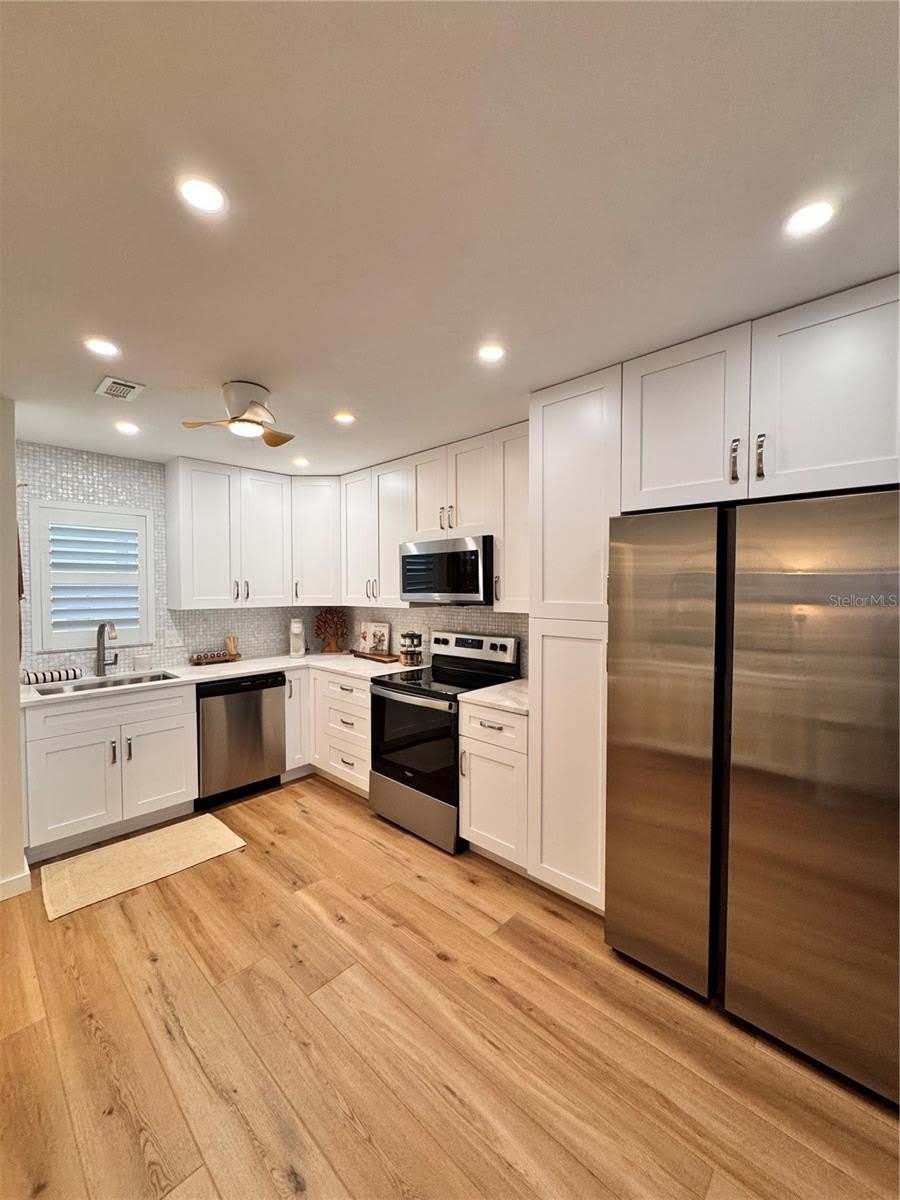 5623 MIDNIGHT PASS ROAD