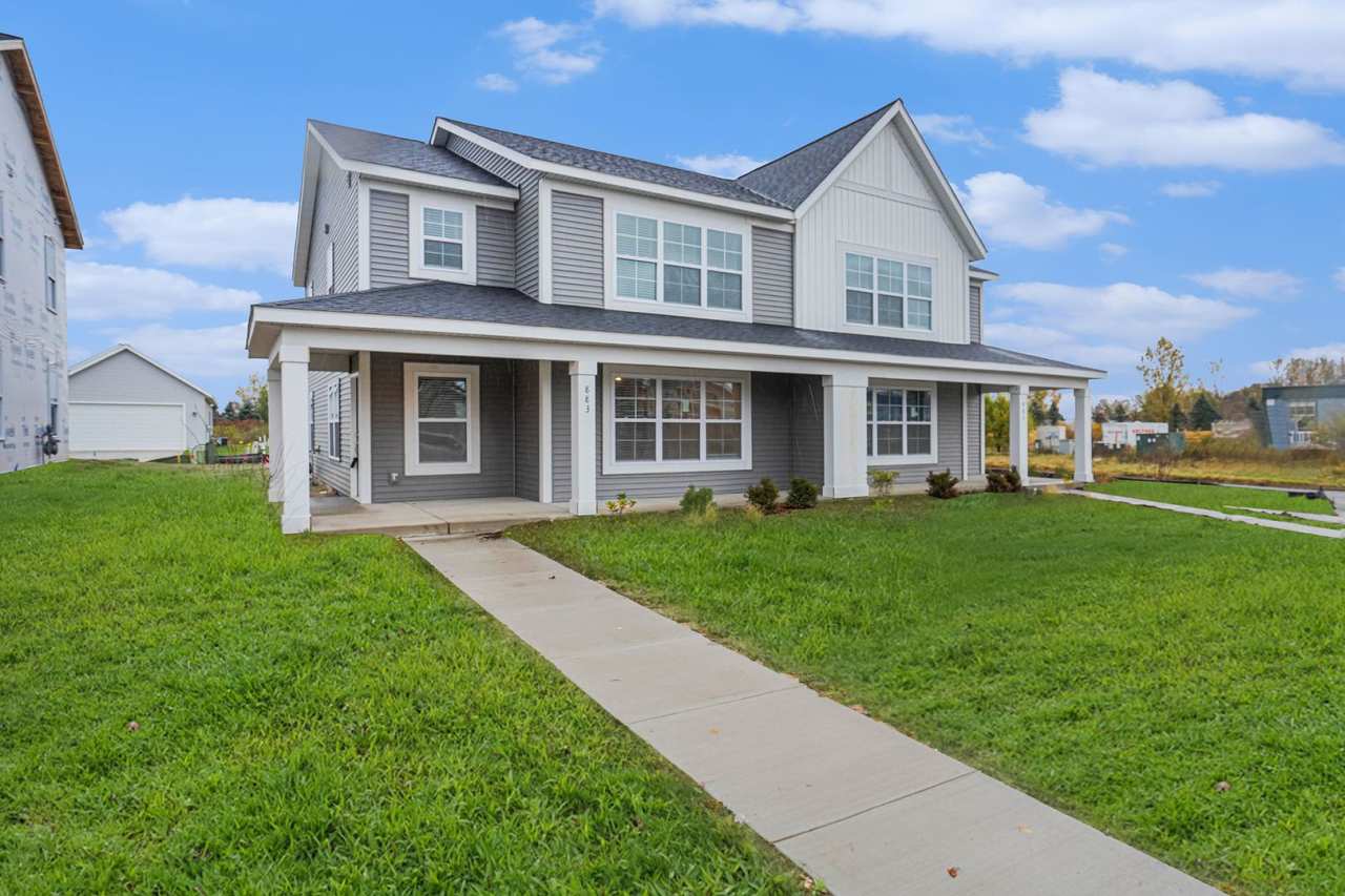 Newly constructed home available for Immediate Occupancy!