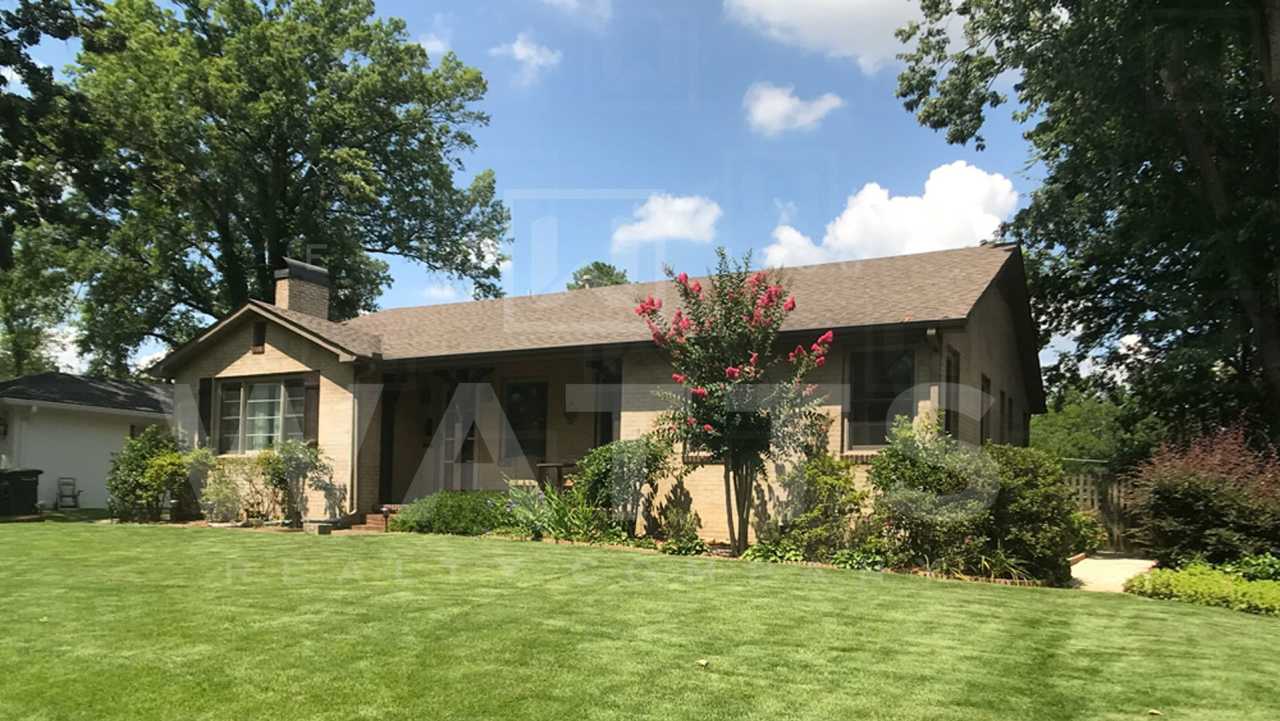 Beautiful Cottage Home located in Homewood