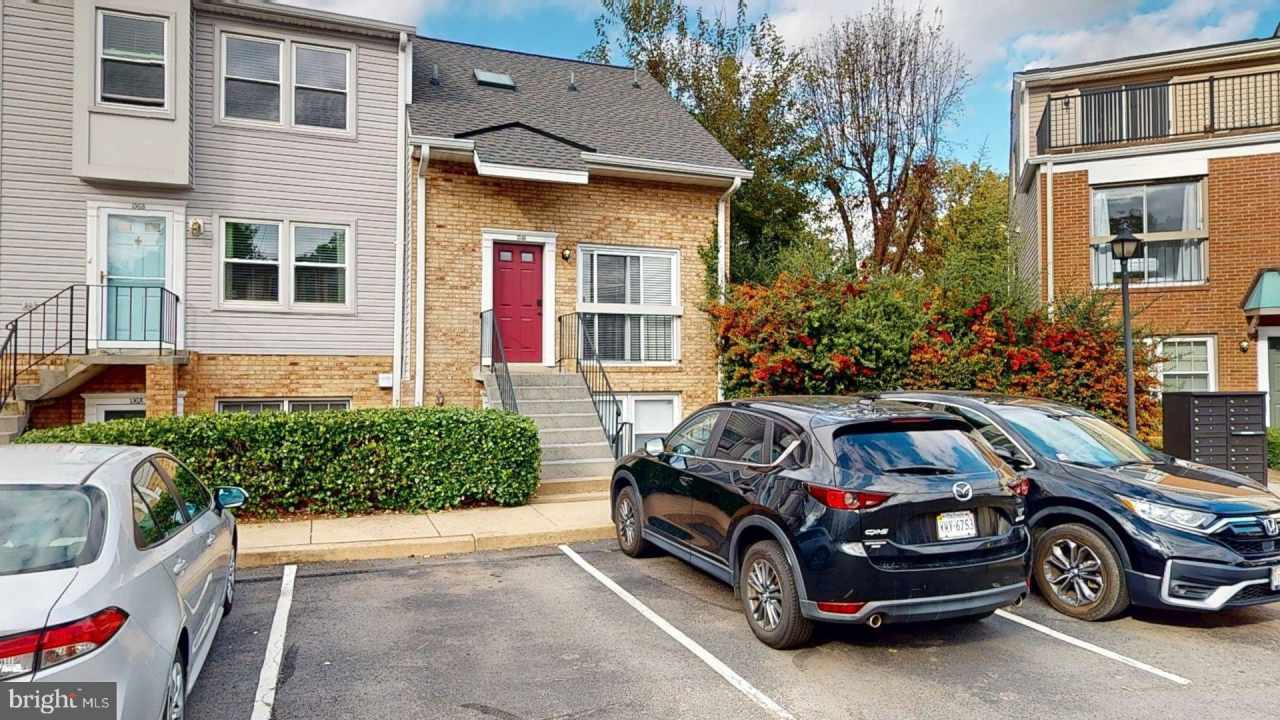 134 N BEDFORD Street unit: B