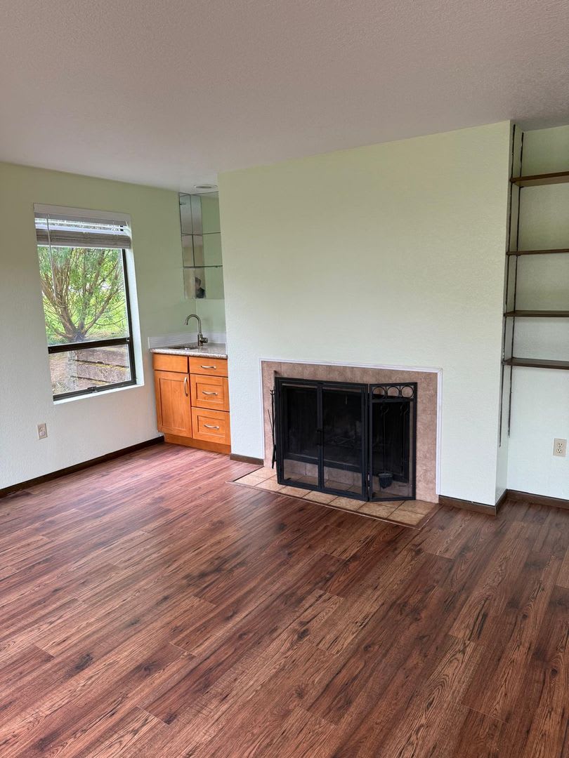 Beautiful 2 bedrooms 1.5 Bath