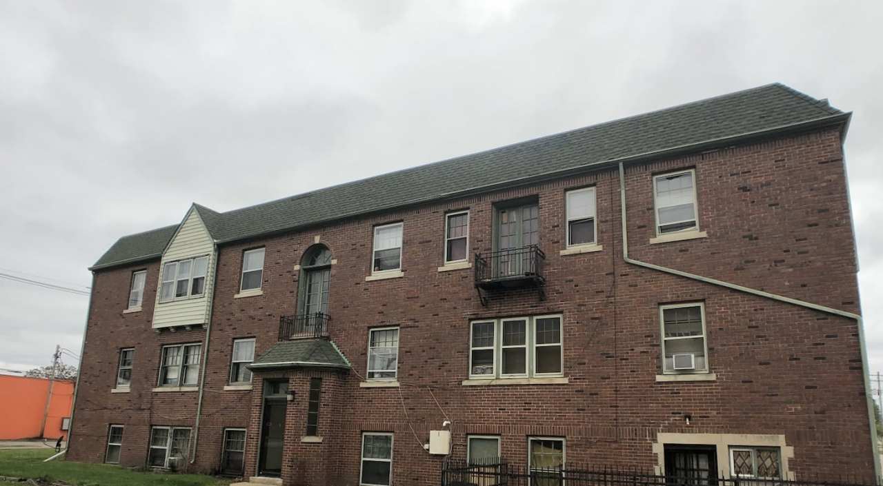 210 N Walnut St