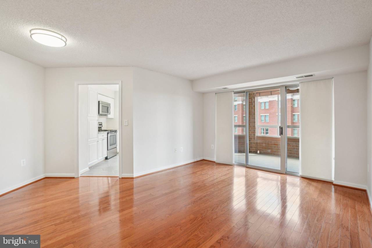 2181 JAMIESON Avenue unit: 1102