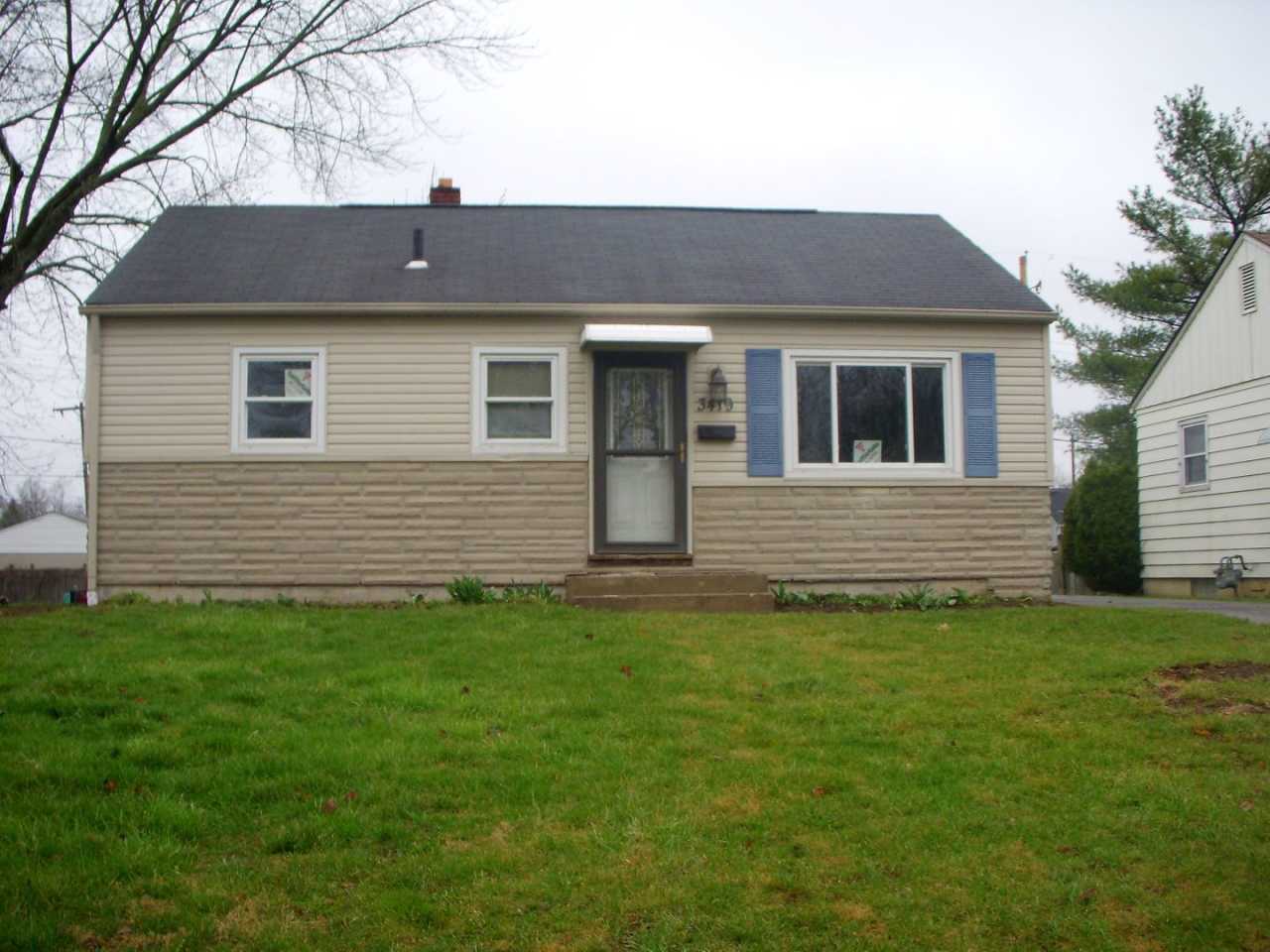 **REMODELED 2-BEDROOM HOUSE!**