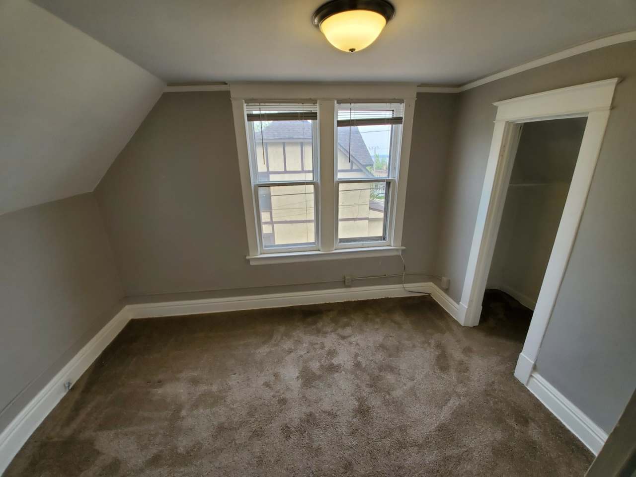 AVAILABLE JUNE - Great 3 Bed 1.5 Bath Near Portland Square