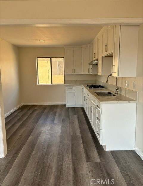 14505 Alburtis Avenue