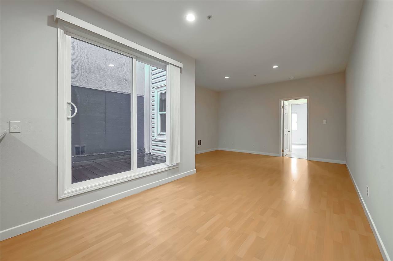 481 Clementina Street