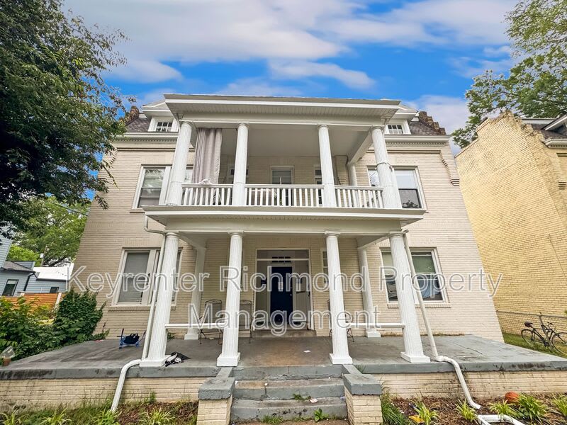 3425 Carolina Avenue