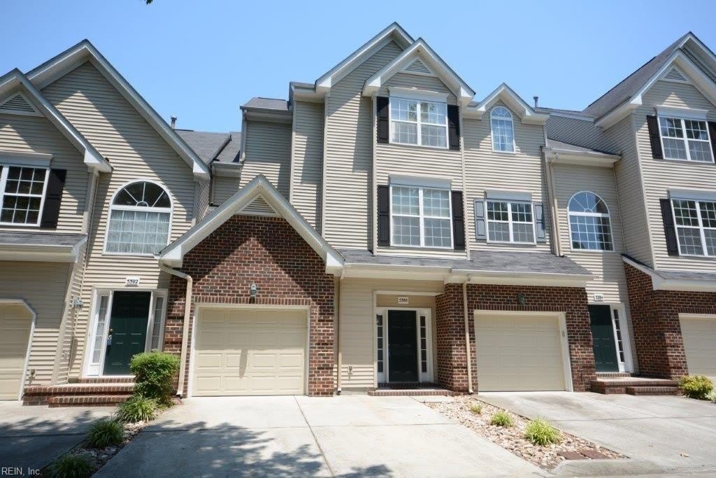 5388 Summer Crescent