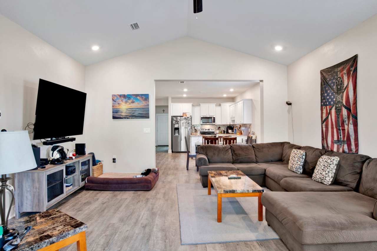 Beautiful 2020 Construction home in Pace!