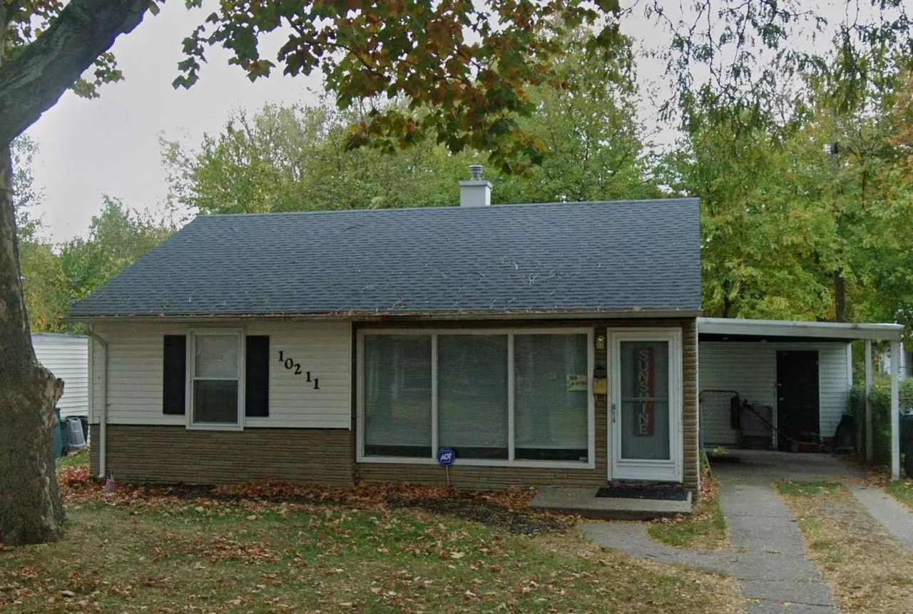 COMING SOON! Sun-Filled 2 Bedroom Home with a Welcoming Layout