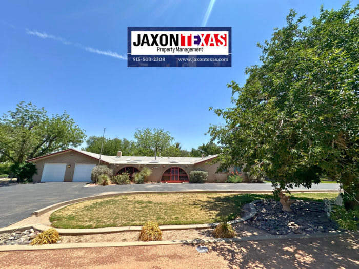 1067 Villa Linda Way