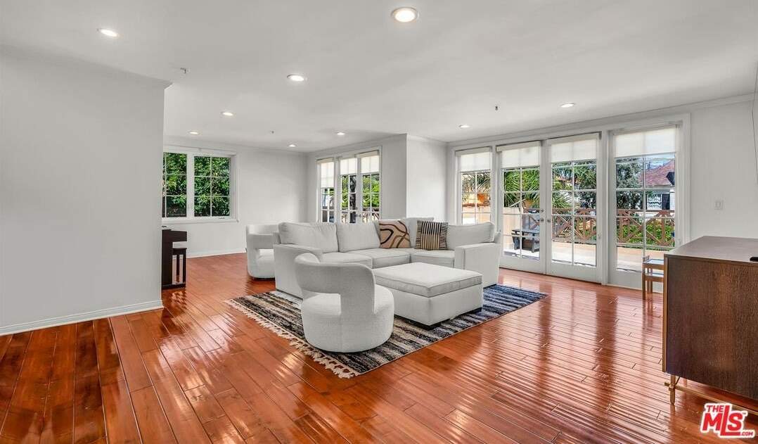 10555 Ashton Ave unit: 201