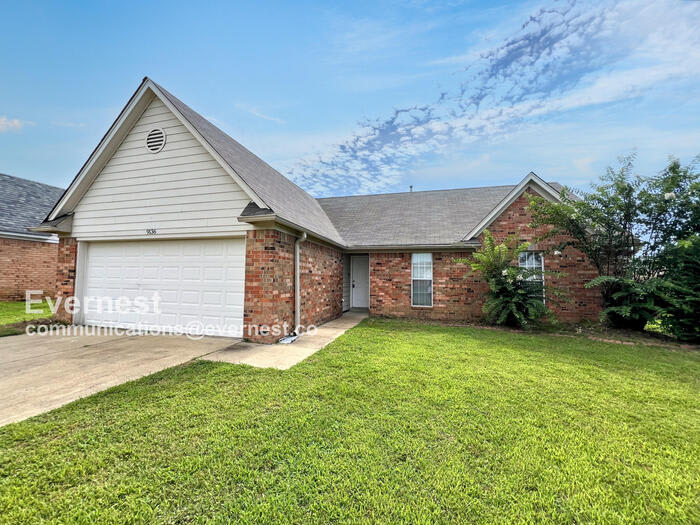 9136 Bentley Woods Drive