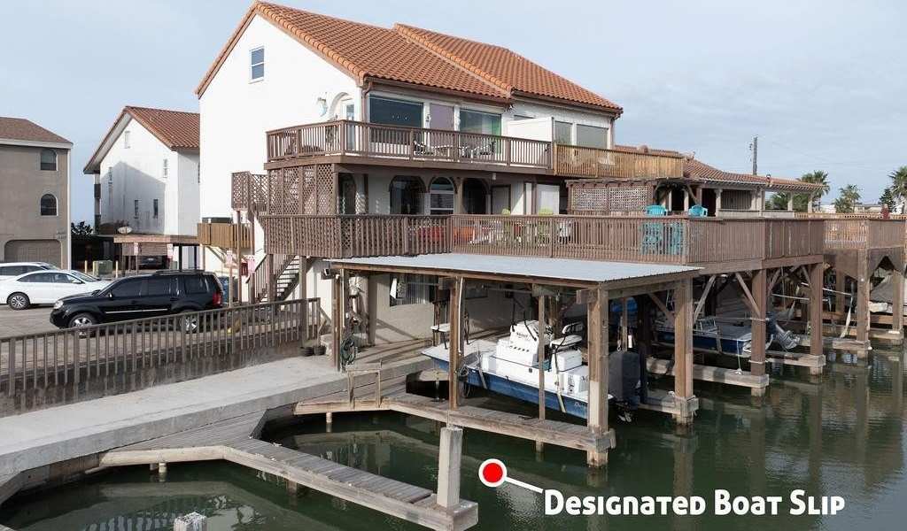 1313 Harbor Island Dr.