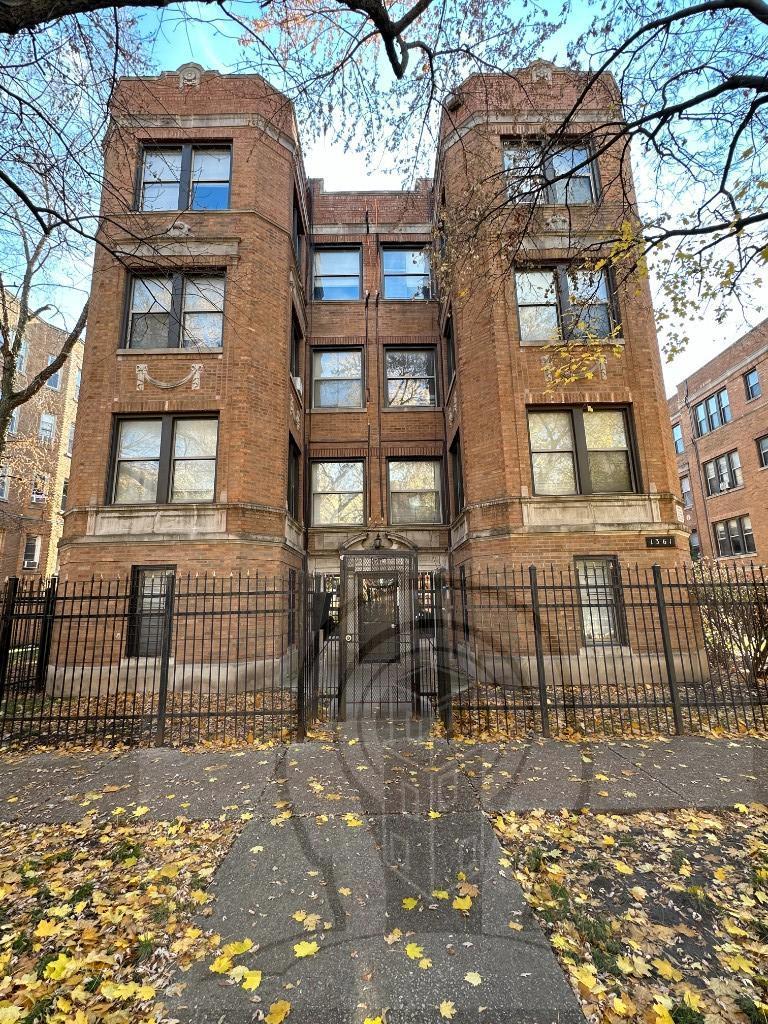 1361 West Estes Avenue