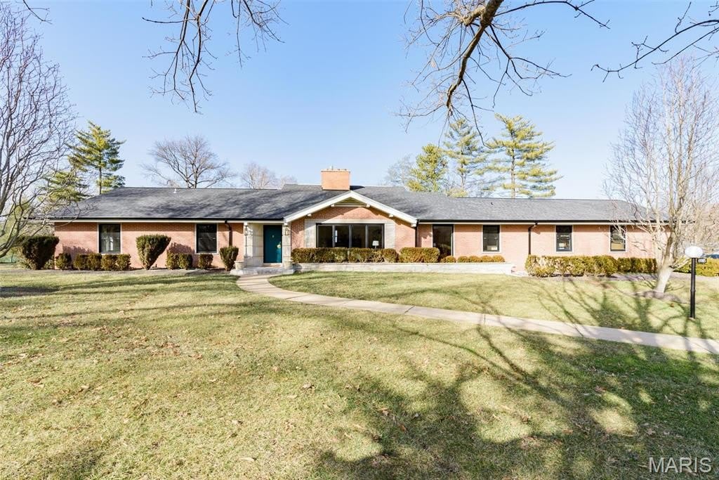 10085 Litzsinger Road