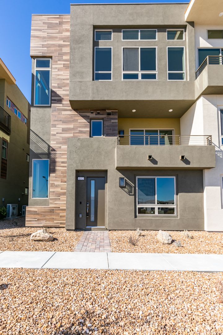 Penthouse Home in Summerlin- 55+ community