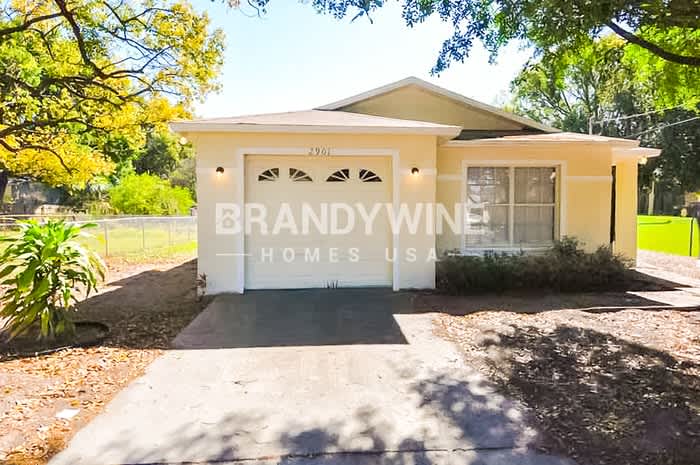 2901 North 12th Street