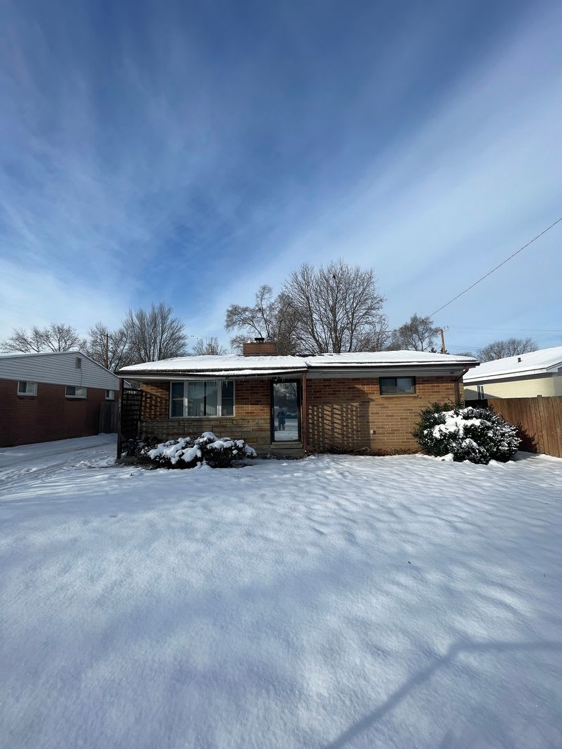 Three Bedroom Ranch Available for Rent | Flexible Move-in