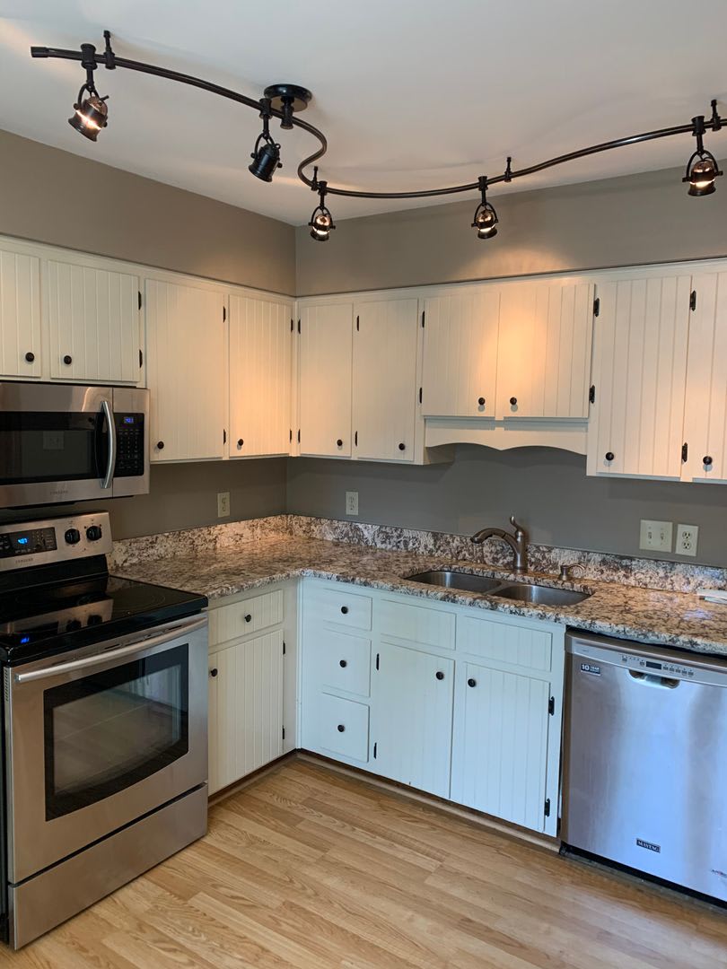 Room in 3 Bedroom Home at 2625 Sawmill Rd