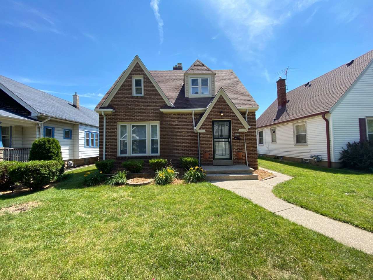 2 Bedroom Single Family