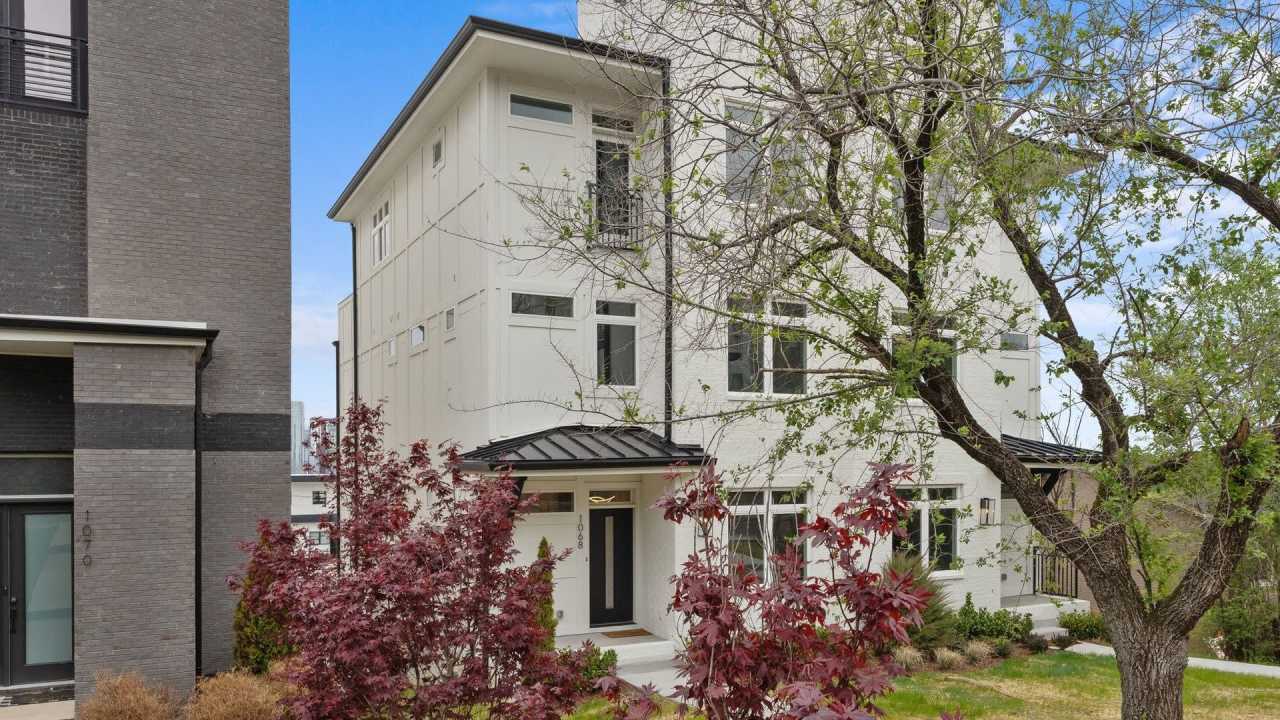 Nashville. Spotless  never been lived in 4BR/4.5BA home + separate office