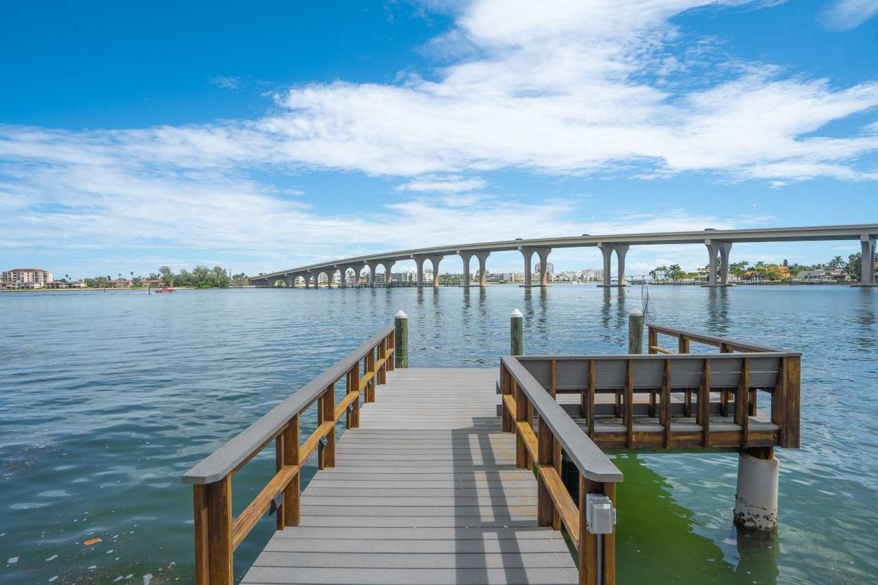 3536 Belle Vista Dr E