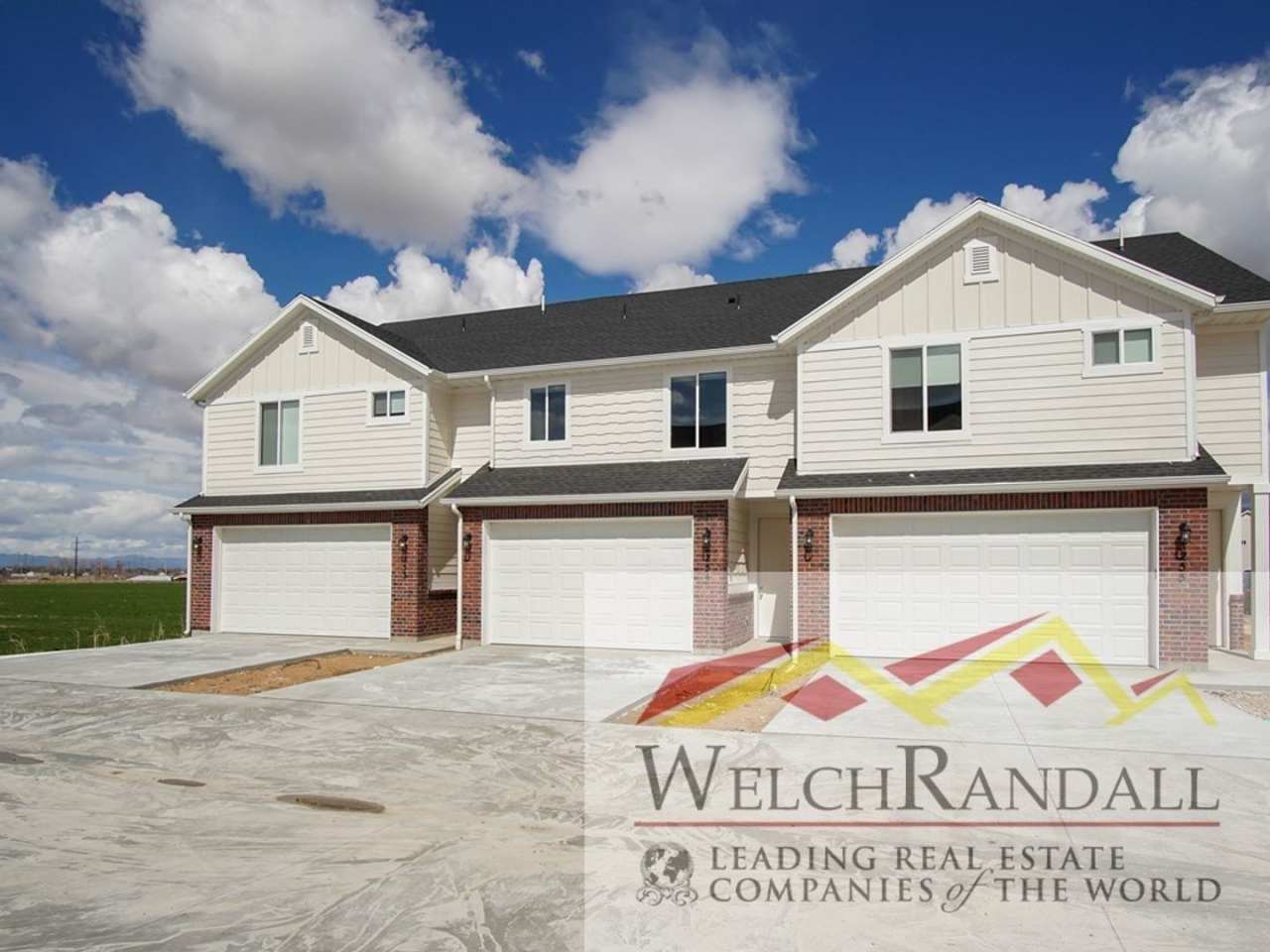 Live Comfortably in West Haven – Beautiful 3BR, 2.5BA Townhome for Rent!