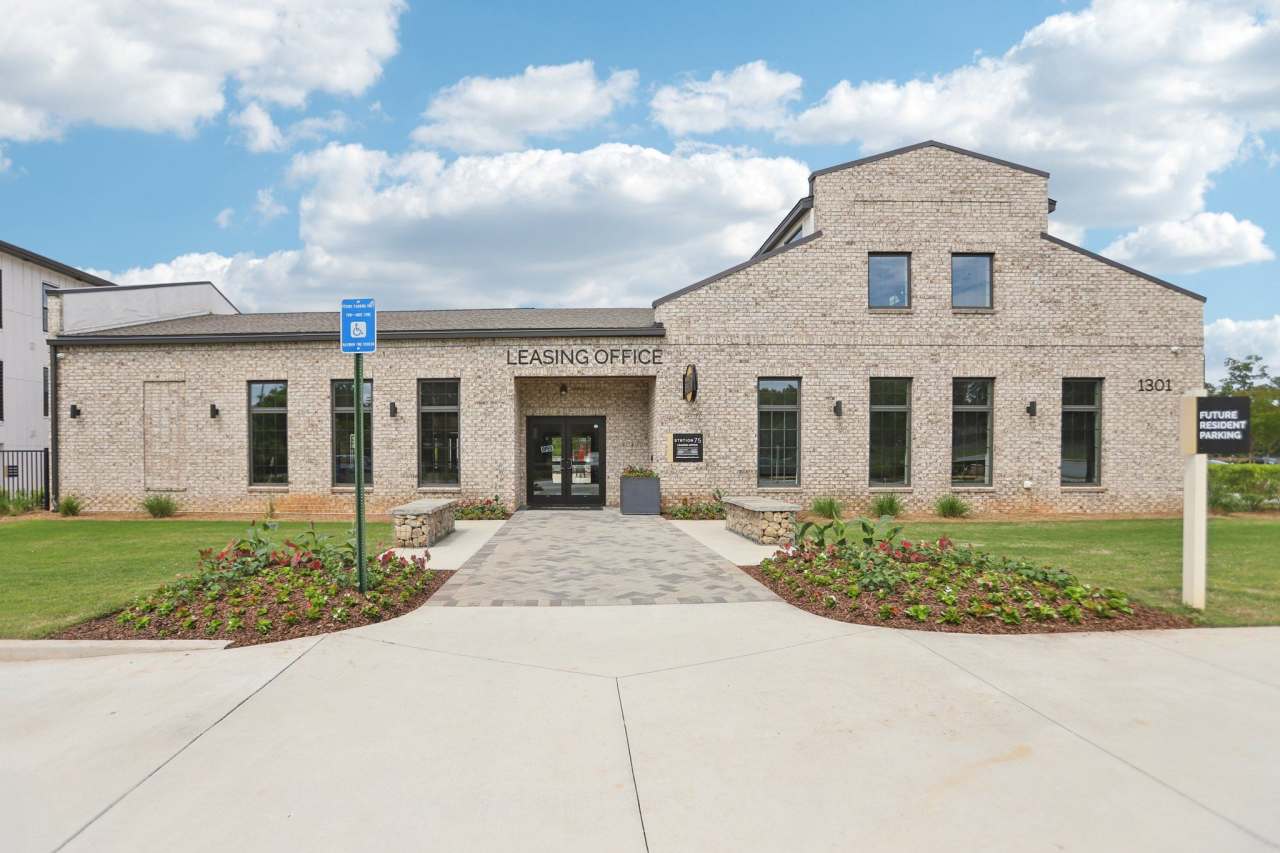 Station 75 Apartments at McDonough