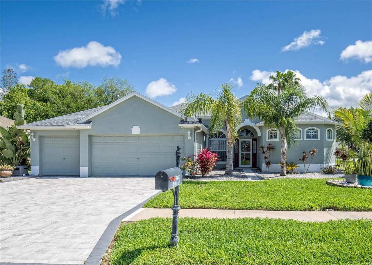 1422 TAWNYBERRY COURT