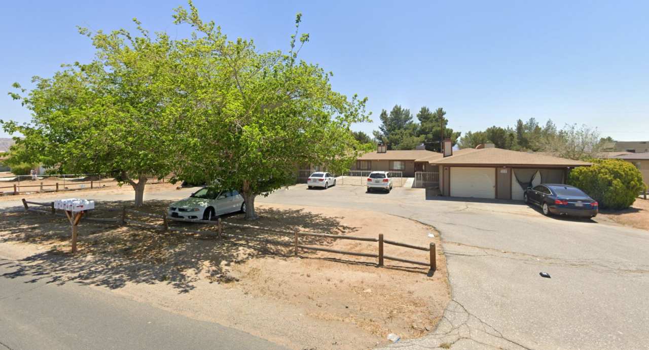 2 Bedroom 1 Bathroom Apartment with 1 Car Garage in Apple Valley, Ca
