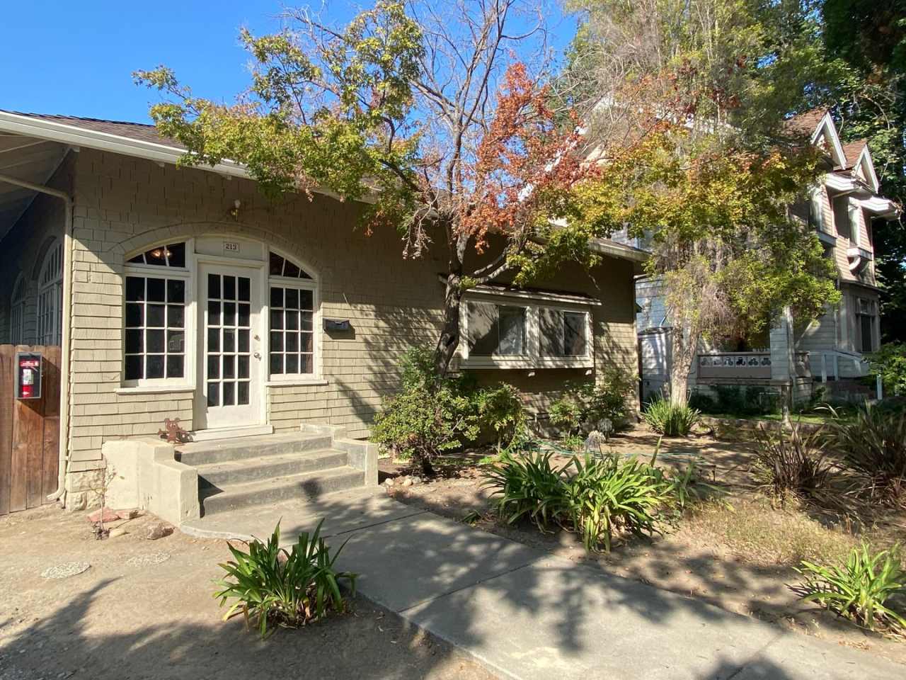 Charming  Bright 3 Bedroom 1 Bathroom Home Walking Distance to SJSU