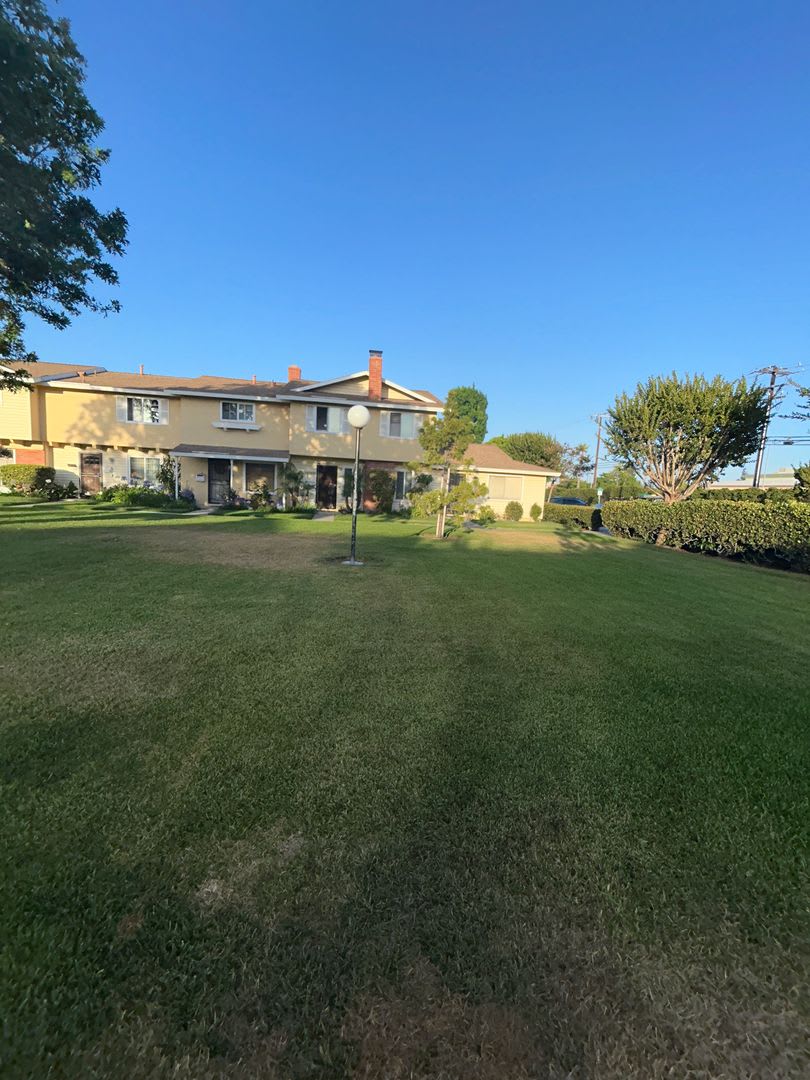 Spacious Home for Rent in Fountain Valley