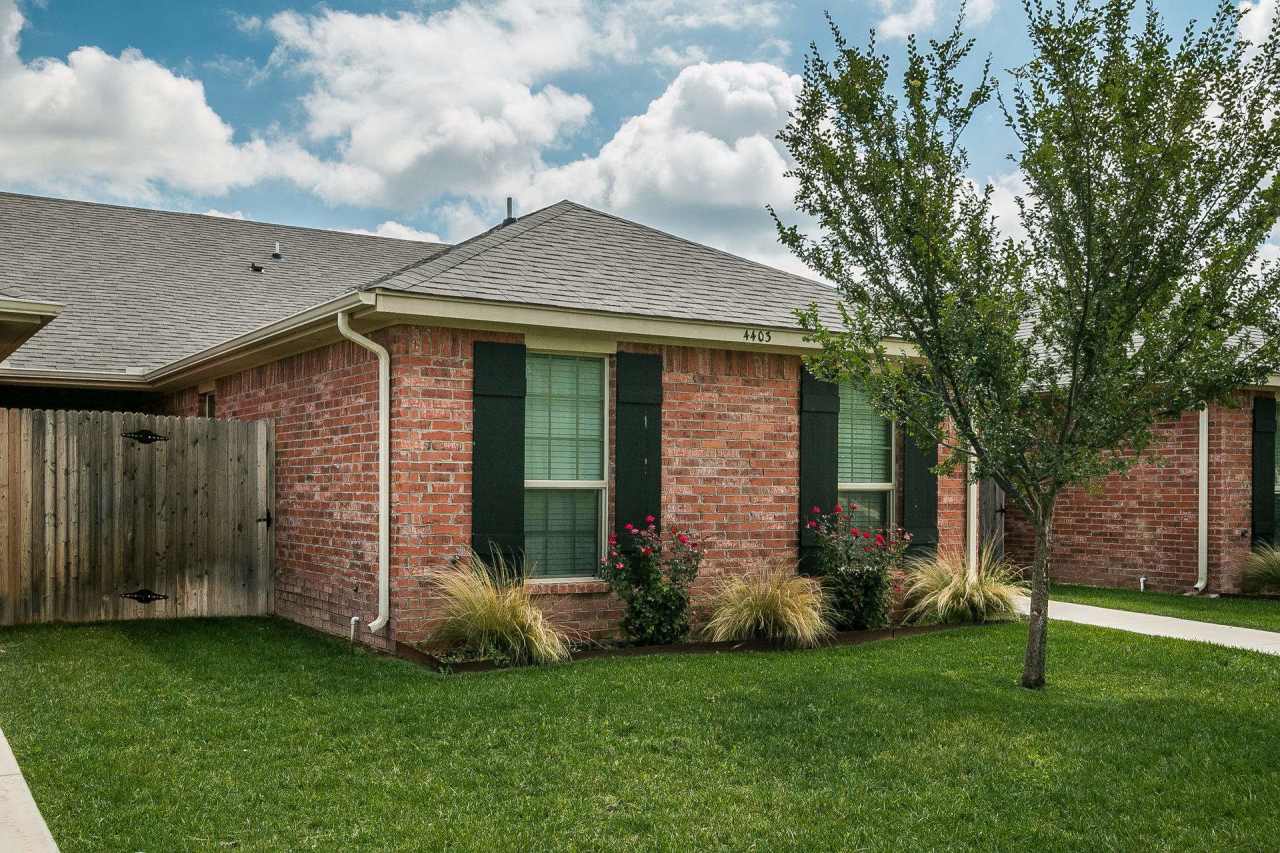 Three bedroom townhome in Tradewinds