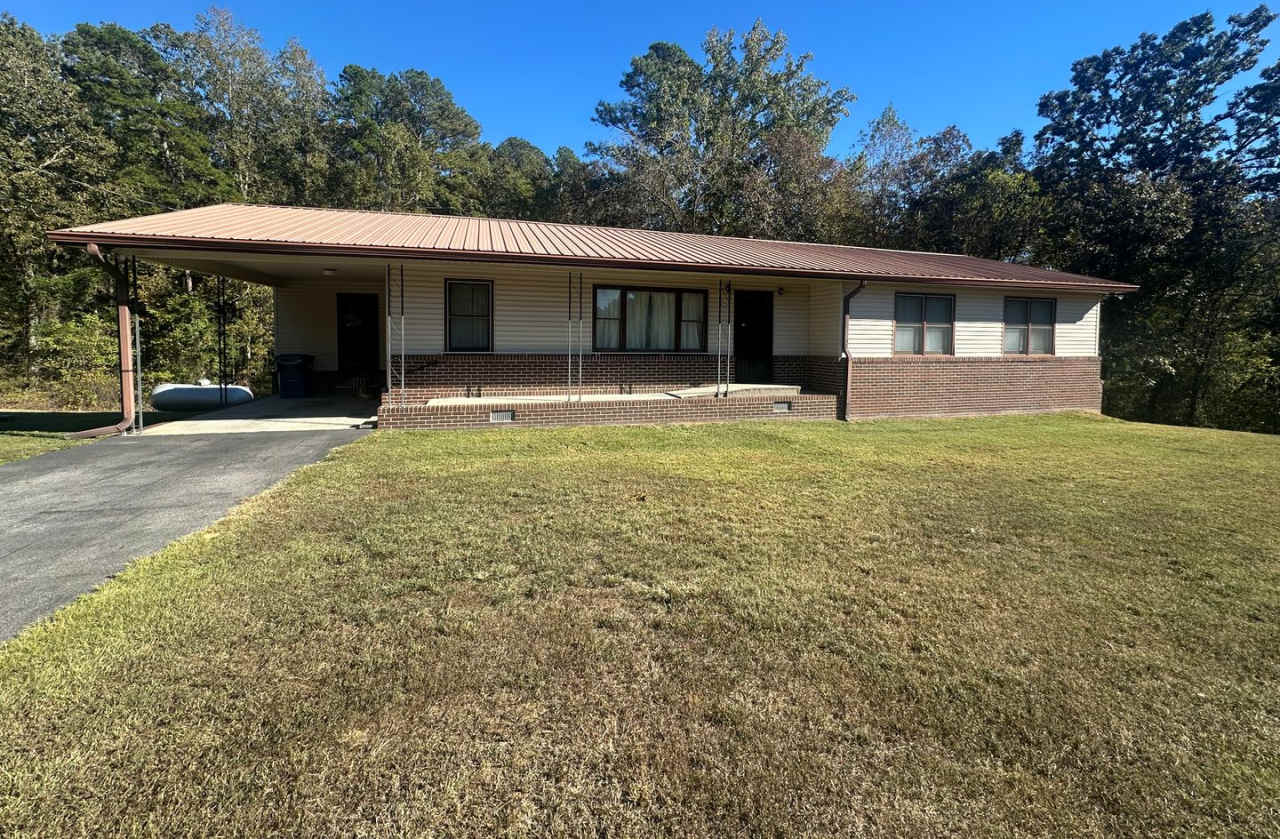 Charming 3-Bedroom, 2-Bath Home in Peaceful Ohatchee Setting